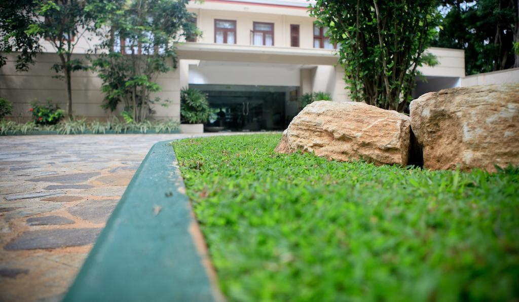 Lavendish Okrin Hotel カタラガマ エクステリア 写真