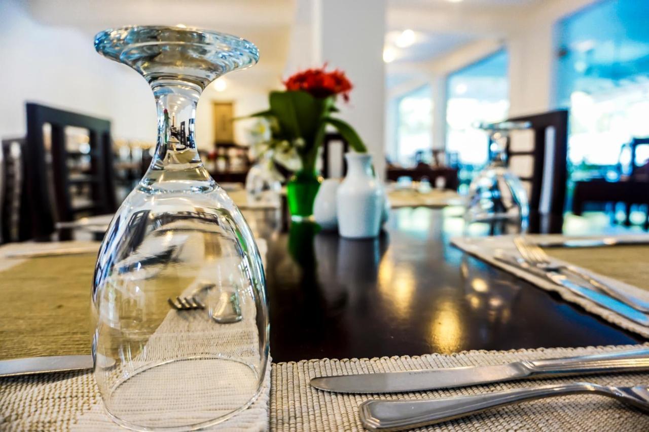 Lavendish Okrin Hotel カタラガマ エクステリア 写真